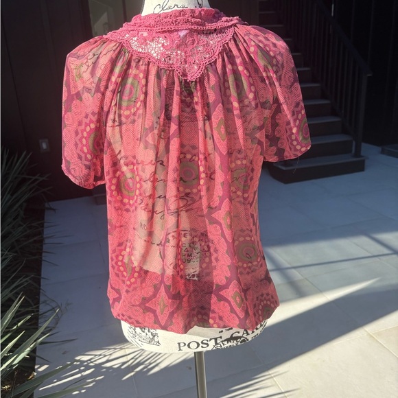 💕 Charlotte Russe Boho Lace-Trim Blouse (Size L) - Picture 2 of 4
